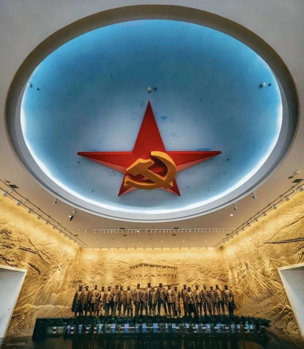 紅色展廳設(shè)計(jì)三大難點(diǎn)破解：定位、主題與沉浸式體驗(yàn)