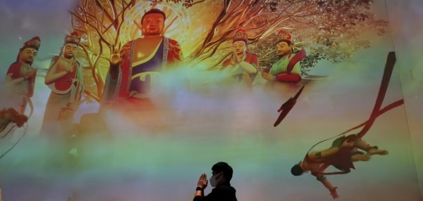 耗資9億的寧波彌勒數字博物館！年輕人在這里拜佛許愿！??！